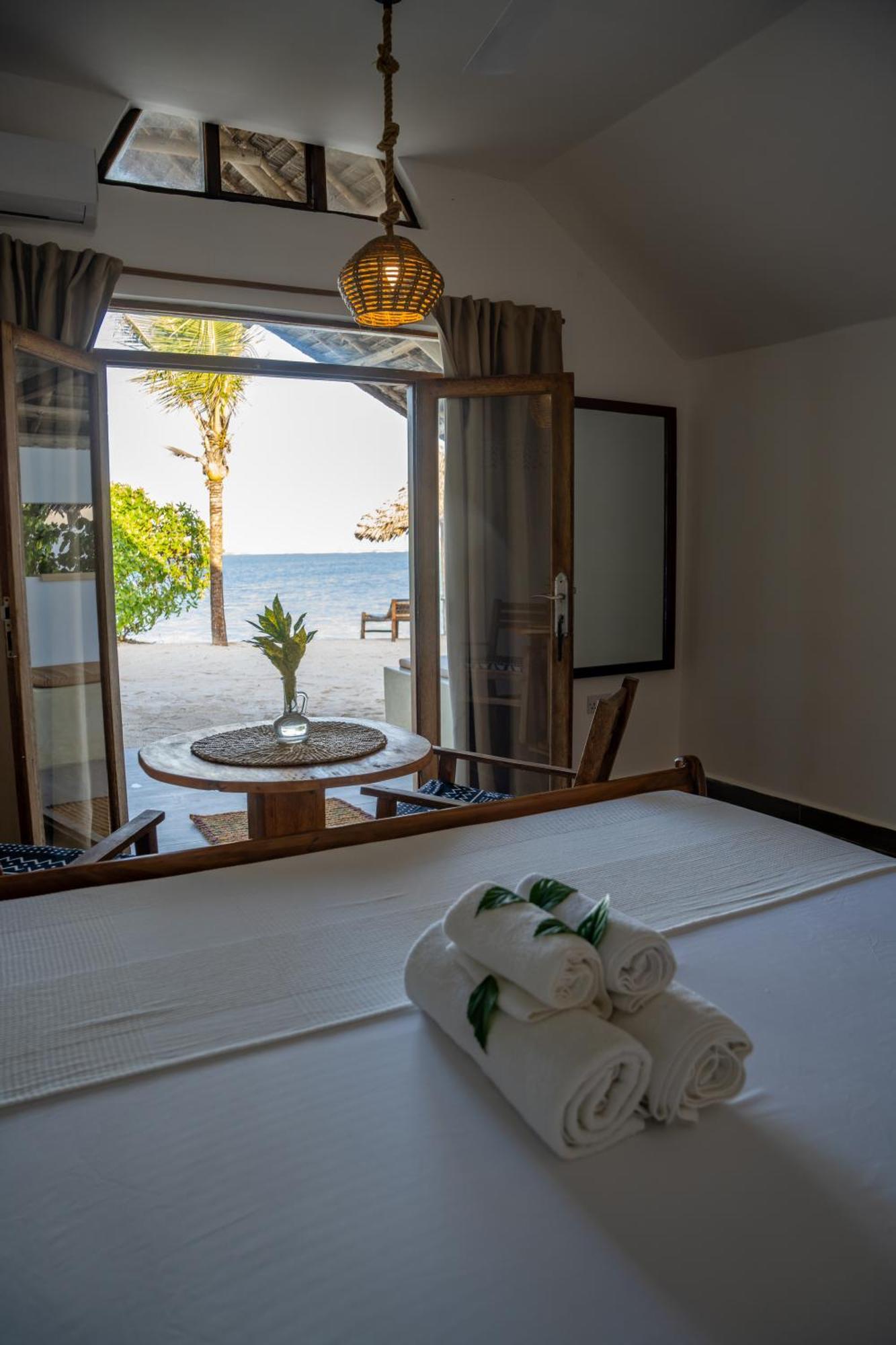 Juana Ocean Villas Makunduchi Exteriör bild