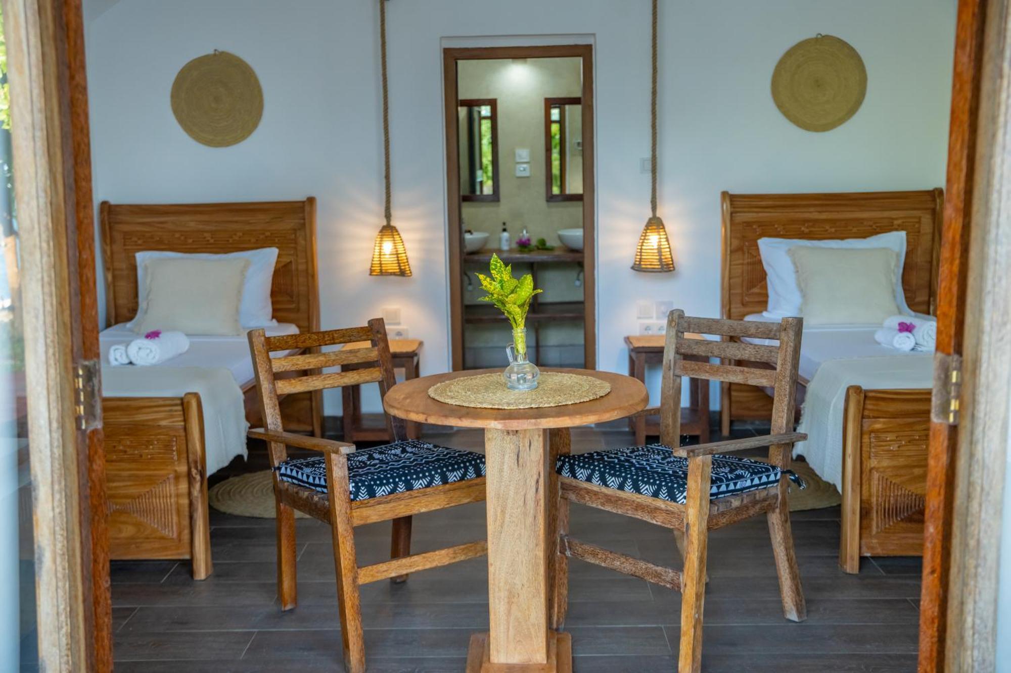 Juana Ocean Villas Makunduchi Exteriör bild
